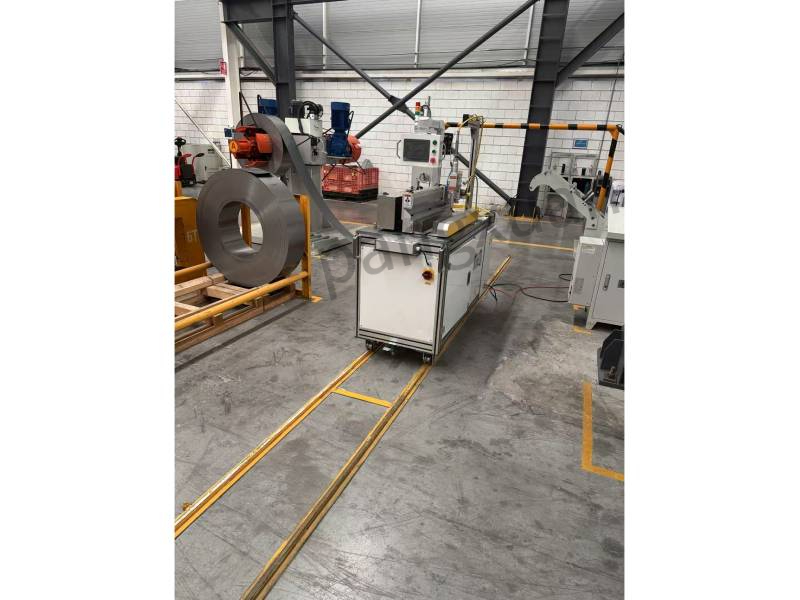 Laser welding machine